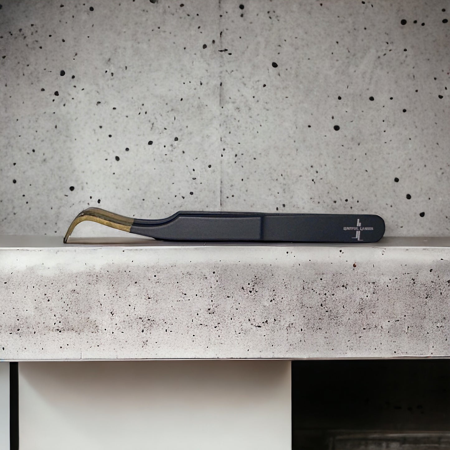 Deep Curvation Tweezers.